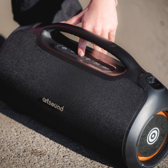 PWR04 | Portable waterproof Bluetooth boombox